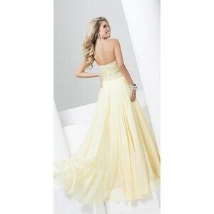 Yellow Tony Bowls Le Gala Chiffon Grad Prom Dress 115560 Size 14